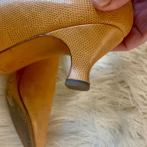 Vintage Bruno Magli Heels - Picture 6 of 16